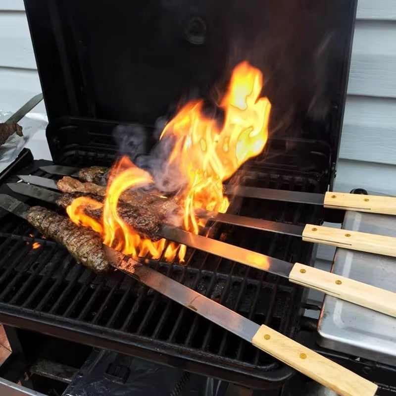 Flache Edelstahl-Grillspieße 42 cm mit Holzgriff + Tasche Ideal für Köfte uvm.